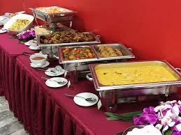 A favorite way of many of our tourists is to get invited to an open house to experience first hand how to celebrate alongside a muslim family and indulge in all the delicacies. The Top 5 Catering Menus For Hari Raya