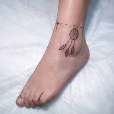 Voir plus d'idées sur le thème tatouage, conception de tatouage lys, tatouage cheville. 50 Tatouages Cheville Pour Femme Tatouez