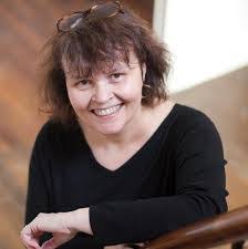 Vanessa Keyser's Instagram, Twitter & Facebook