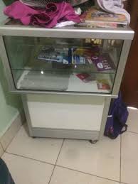 Lebarnya ada yang 60cm, ada yang 70cm, ada 6bh, rp500.000. Ukuran Etalase Konter Ilmu Pengetahuan 8