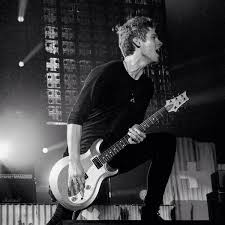 Happy Birthday Luke I Can T Believe You Re 19 I Love You So Much And You Mean The World To Me So I Hope You Have An Amazingly Am Luke Hemmings 5sos