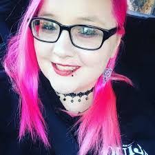 Karissa Orr's Instagram, Twitter & Facebook