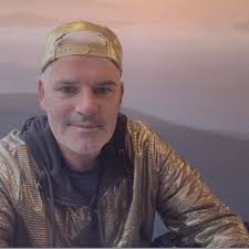 Ryan De Corsie Ewen 🇬🇧 🚀 (@rdce80)