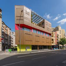 Volles Programm Kultur Und Burgerzentrum In Saint Ouen Burgerzentrum Architektur Linz