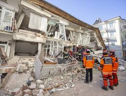 Afad'dan son dakika deprem açıklaması geldi. Malatya Da Vatandaslar Deprem Sonrasi Camilere Sigindi