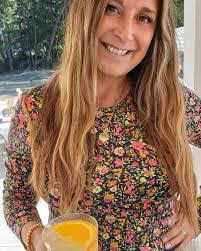 Shannan Rowe's Instagram, Twitter & Facebook