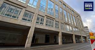 Im flagship store saarbrücken entdecken sie eine neue dimension im bereich betten und schlafen. Im Ehemaligen Saarbrucker C A Entsteht Ein Hotel Mit 160 Betten Breaking News Saarland