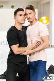 The love and shameful(?) story of a young man and woman, who spent one night in a secluded cottage with their own secrets, unfolds! Secret Affair Part 1 Men Com Gaymobile Fr