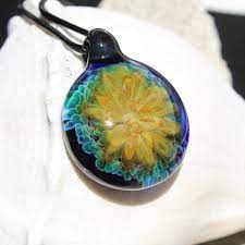 Blown Heady Glass Pendant Necklace Christmas Color Heady Etsy Heady Glass Pendant Heady Glass Glass Pendants
