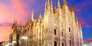 Milan (a city and province of italy). Milano 4 Hmeres Paketa Diakopwn Ta3idiwtika Grafeia 3enodoxeia