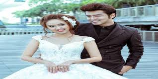 Phương hằng cho biết đám cưới của cô và anh tâm sẽ diễn ra vào ngày 23/3 tại trung tâm tiệc cưới reverside. Ä'am CÆ°á»›i Trai NgÆ°á»£c Nhau Cá»§a PhÆ°Æ¡ng Háº±ng Gáº¡o Náº¿p Gáº¡o Táº» Tren Phim Va Ä'á»i