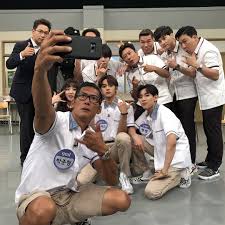 Since bambam whispered a word to yuqi, isn't that considered cheating. ê½ìë On Twitter Pic 180818 Jang Sungkyu Jangsk83 Ig Update With Kim Heechul Knowing Bros Ep 141 Guests Park Joon Hyung G O D Bambam Got7 Lucas Nct Yuqi G I Dle Heechul ê¹í¬ì²  í¬ì²  Superjunior ìí¼ì£¼ëì´