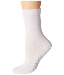 Falke Family Crew White Women S Quarter Length Socks Shoes Find The Perfect Go To Socks With The Family Crew From Falke With Plenty Of Sock Shoes Falke Socks