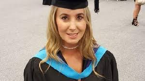 Lisa Lees's Instagram, Twitter & Facebook