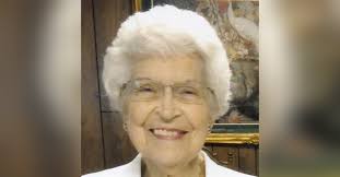 Jeannette Van Bussum Obituary