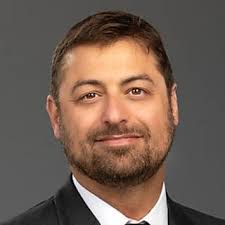 Evan Lyon's Instagram, Twitter & Facebook