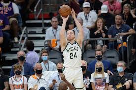 Enjoy the game between phoenix suns and milwaukee bucks, taking place at united states on july 14th, 2021. Milwaukee Bucks Vs Phoenix Suns Game 2 Preview Bucks Look To Even Up The Series Brew Hoop