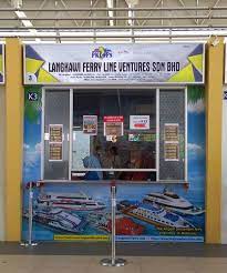 Jadual untuk mereka yang berhasrat membawa kereta sendiri ke langkawi dari jeti kuala perlis juga adalah berbeza setiap bulan kerana bergantung kepada keadaan. Langkawi Ferry Line