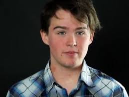 Warren Beatty: 'My transgender son is my hero'