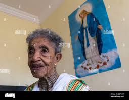 Ethiopian woman addis ababa immagini e fotografie stock ad alta risoluzione 