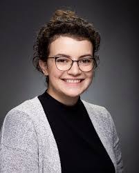 Nicole Soll's Instagram, Twitter & Facebook