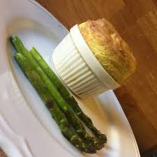 4 calorie per 100 g: Sformato Di Souffle Di Asparagi Veggente Osteria