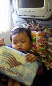 Box bayi , box bayi kayu , box bayi pliko , harga box bayi , harga kasur bayi , harga tempat tidur bayi , kasur bayi , keranjang bayi , ranjang bayi , tempat tidur bayi , tempat tidur bayi. Tips Mudik Lebaran Membawa Bayi Dan Toddler Dengan Pesawat Windiland I Parenting Blogger Indonesia I Parenting Blogger Medan I Blogger Medan