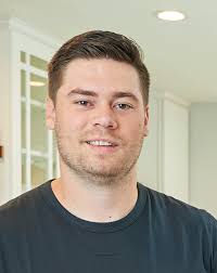 Carl Starkey's Instagram, Twitter & Facebook