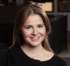 Olivia Sell's Instagram, Twitter & Facebook