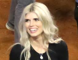 In june of 2021, julianna's estranged husband filed court documents against pastor byron yawn. Julianna Zobrist Wikipedia