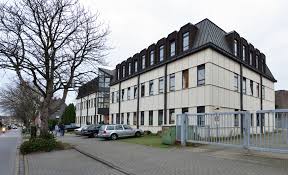 Unser schwarzer untermieter hat mich gefickt. Fluchtlinge In Essen Startseite