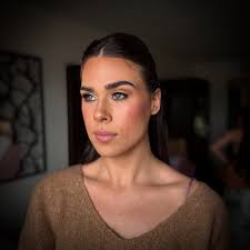 Vanessa Broin (@beeprettyesthetics) · Charleston, SC