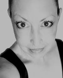 Traci Henson's Instagram, Twitter & Facebook