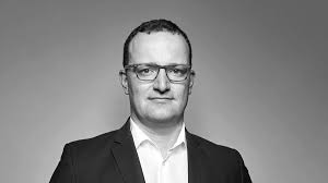 Nach medienberichten fühlte sich der minister in seiner schöneberger wohnung nicht mehr wohl, nachdem man ihn wiederholt vor der haustür angesprochen habe. Jens Spahn Der Minister Und Die Millionen Zeit Online