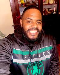 Another birthday in the books. Thankful to see old age lol. Much love to  all my family for making the day special.