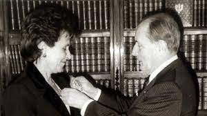 Vous vous rappelez d'édith cresson ? Edith Cresson Raconte Son 10 Mai 1981