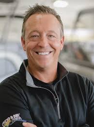 Scott Reisinger's Instagram, Twitter & Facebook