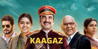 Director satish kaushik has returned to filmmaking after five years. Hindi Kaagaz Review Pakkafilmy