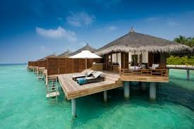 Water Villa With Jacuzzi One Of Our Most Popular Rooms This Room Is Amazing But We Had A Lot Of Ro Vacances De Reve Lune De Miel Aux Maldives Beaux Endroits