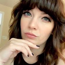 Katie Müller (@KMullerArt)