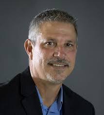 Daniel Eichinger's Instagram, Twitter & Facebook