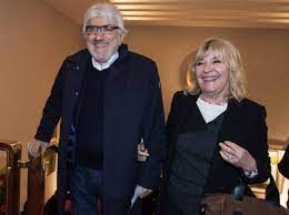 La moglie sagitta alter, le figlie carlotta e susanna. Moglie Di Gigi Proietti Chi E Sagitta Alter Eta Carriera E Vita Privata