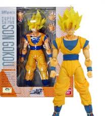 The figure includes 2x pairs of optional hands, 4x expression parts (2x blue hair, 2x blonde), gun, optional hair parts (blonde), and dragon ball (one star, shen long summoning version). All Dragon Ball S H Figuarts Complete List 2021