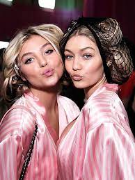 Locken frisuren die schönsten bilder von stars mit locken. Locken Uber Nacht Methoden Tipps Fur Die Lockenpracht Stylight