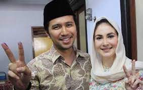 Pasangan ini diusung oleh tujuh partai politik, yakni partai demokrat, pan, golkar. Begini Reaksi Emil Dardak Usai Dipecat Pdip