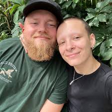 What to expect at a concert with pit tickets?