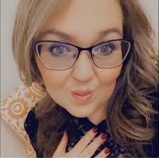 Here is your first glimpse of Golden Globe® winner Emily Blunt as Mary  Poppins in “Mary Poppins Returns,” the all new sequel to Disney's 1964 film  “Mary Poppins," coming to US theatres