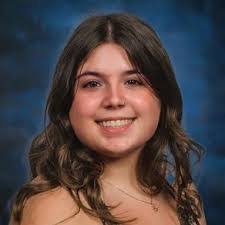 Tessa Greer's Instagram, Twitter & Facebook