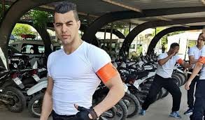 Glory heavyweight world champion kickboxing since 2013, actor, entrepreneur and motivator. Hicham Mellouli Facebook