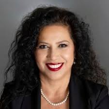 Gloria Heck's Instagram, Twitter & Facebook